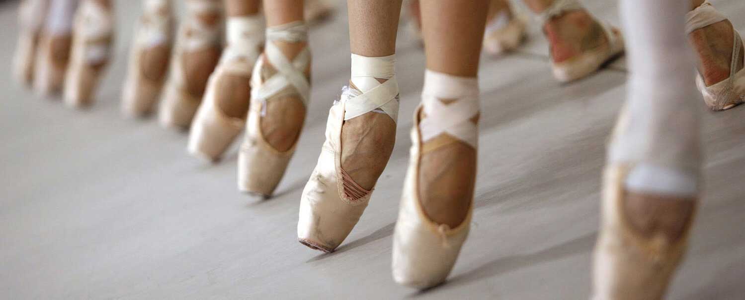 Brochettes de danseuses pointes au pieds